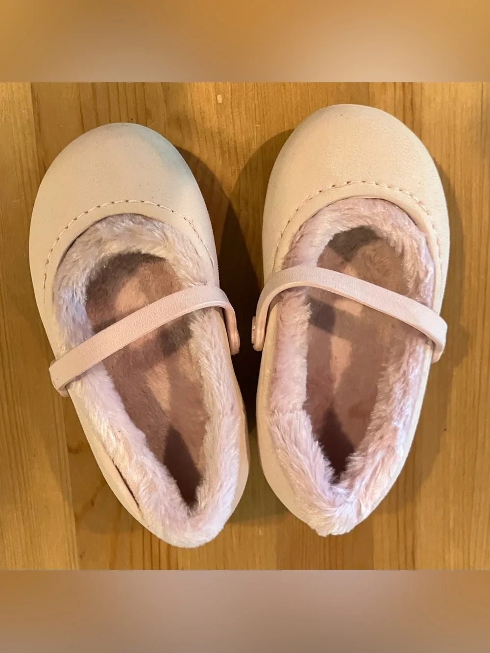 NEW CROCS Nanook Kids Pink Faux-Fur Ballet Prima Slip On Sz C8/9